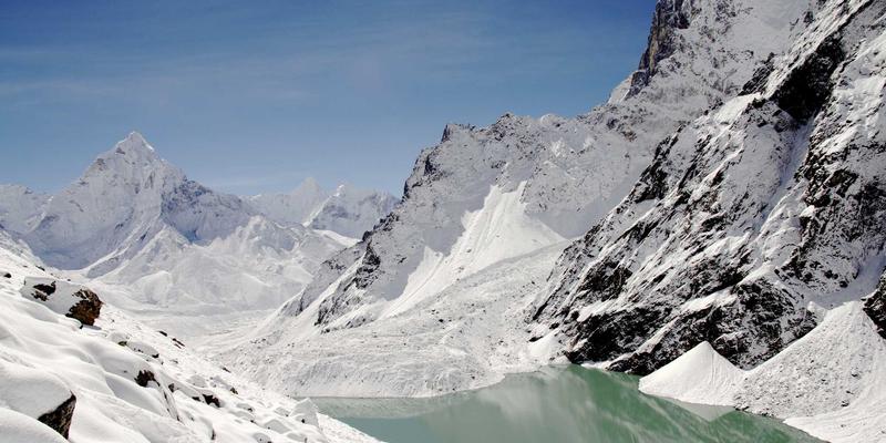 前端开发进阶指南：精选编程资源与技术分享平台